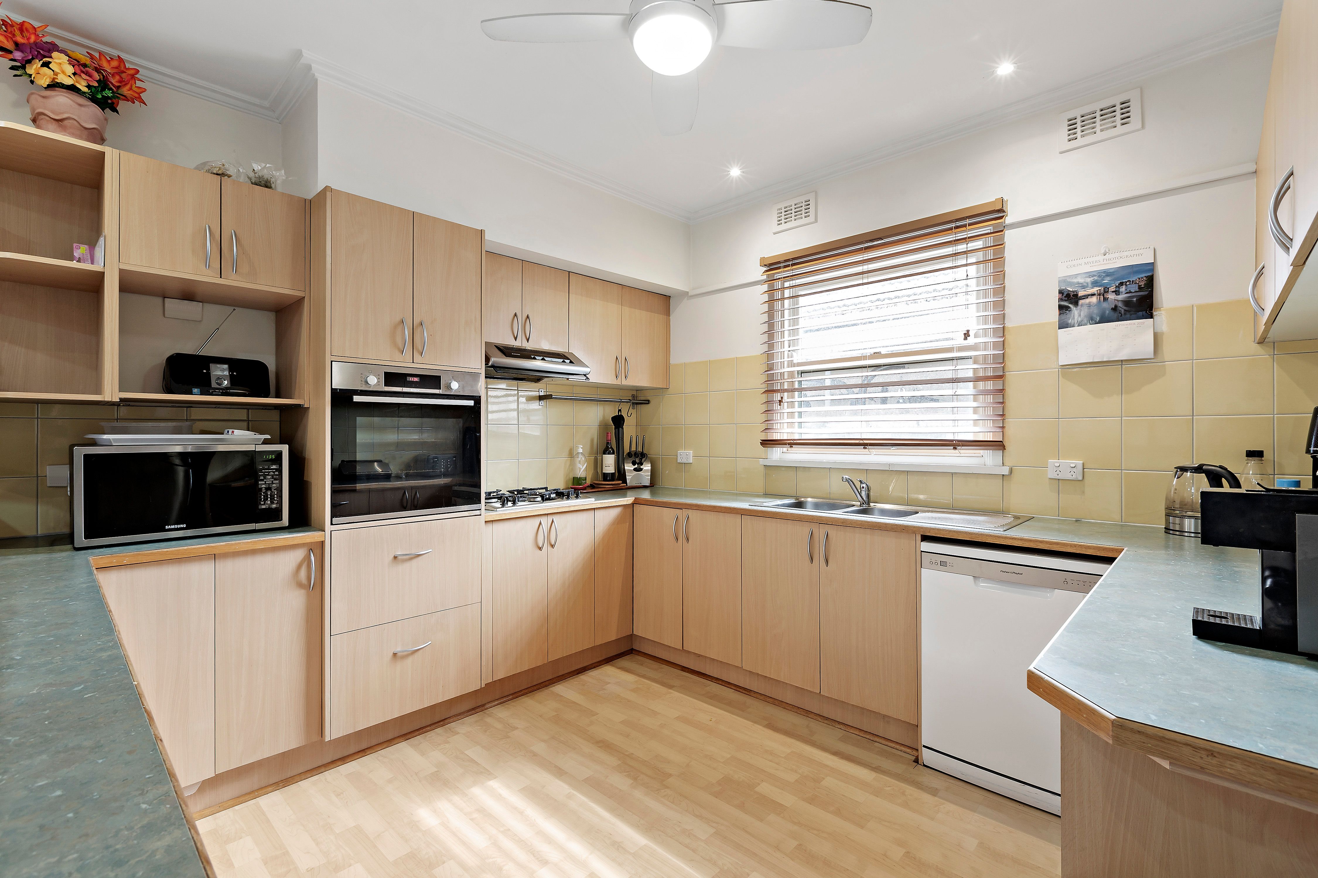 4 Golf View Road, Heatherton VIC 3202, Heatherton - Thumbnail 4