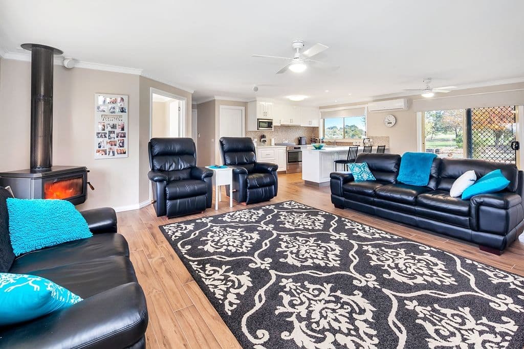 24 Shamus Drive, Ross Creek VIC 3351, Ross Creek - Thumbnail 2