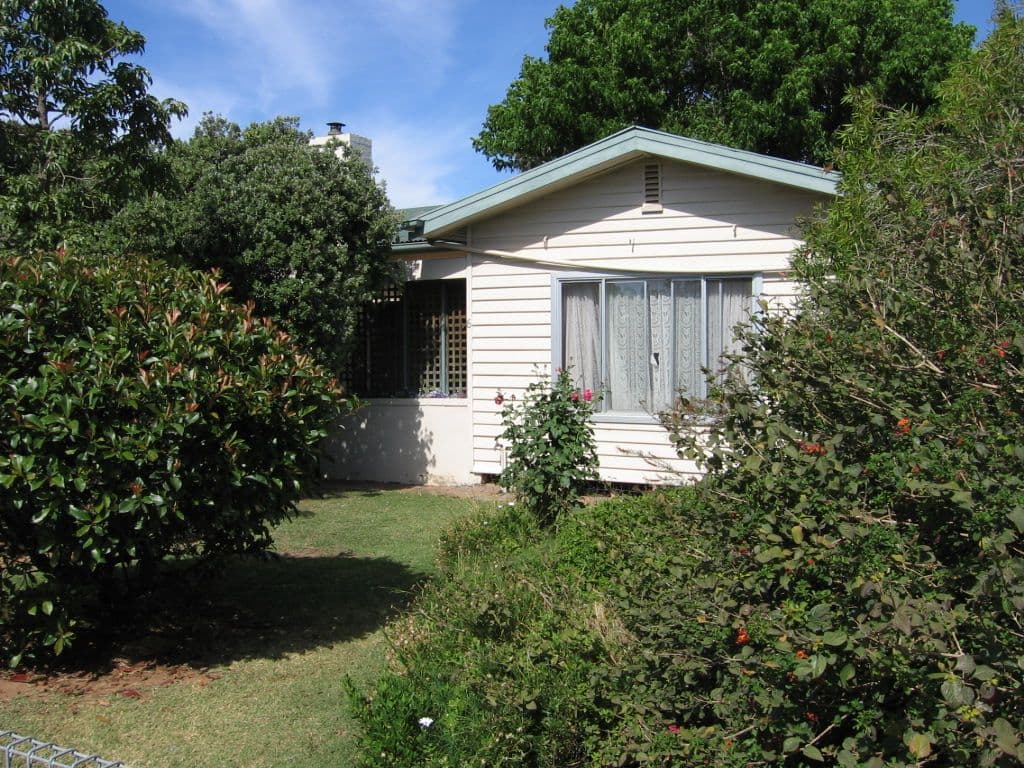 6 Hopetoun Street, ROCHESTER VIC 3561, Rochester - Image 1