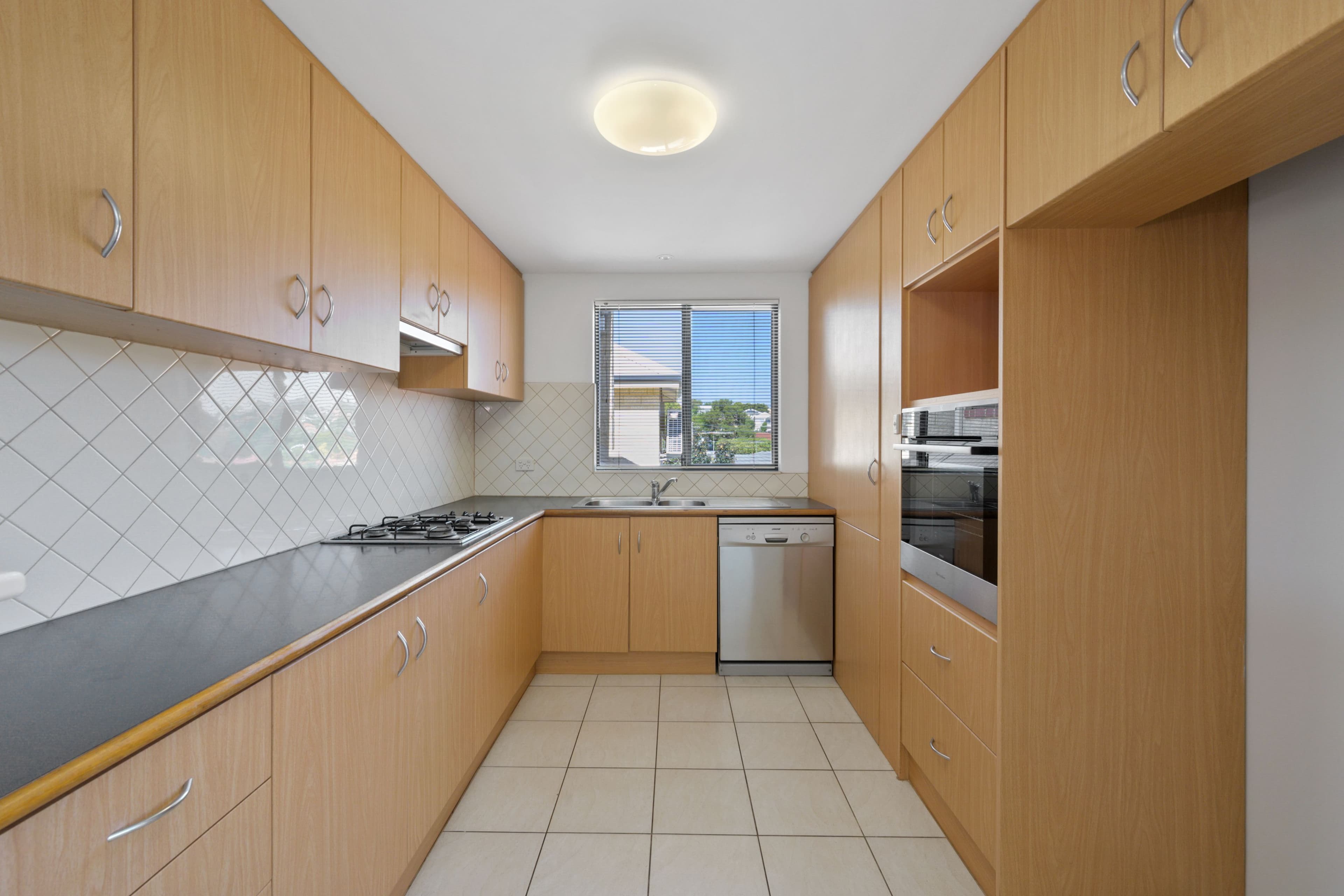 116C Deanmore Road, Scarborough WA 6019, Scarborough - Thumbnail 4