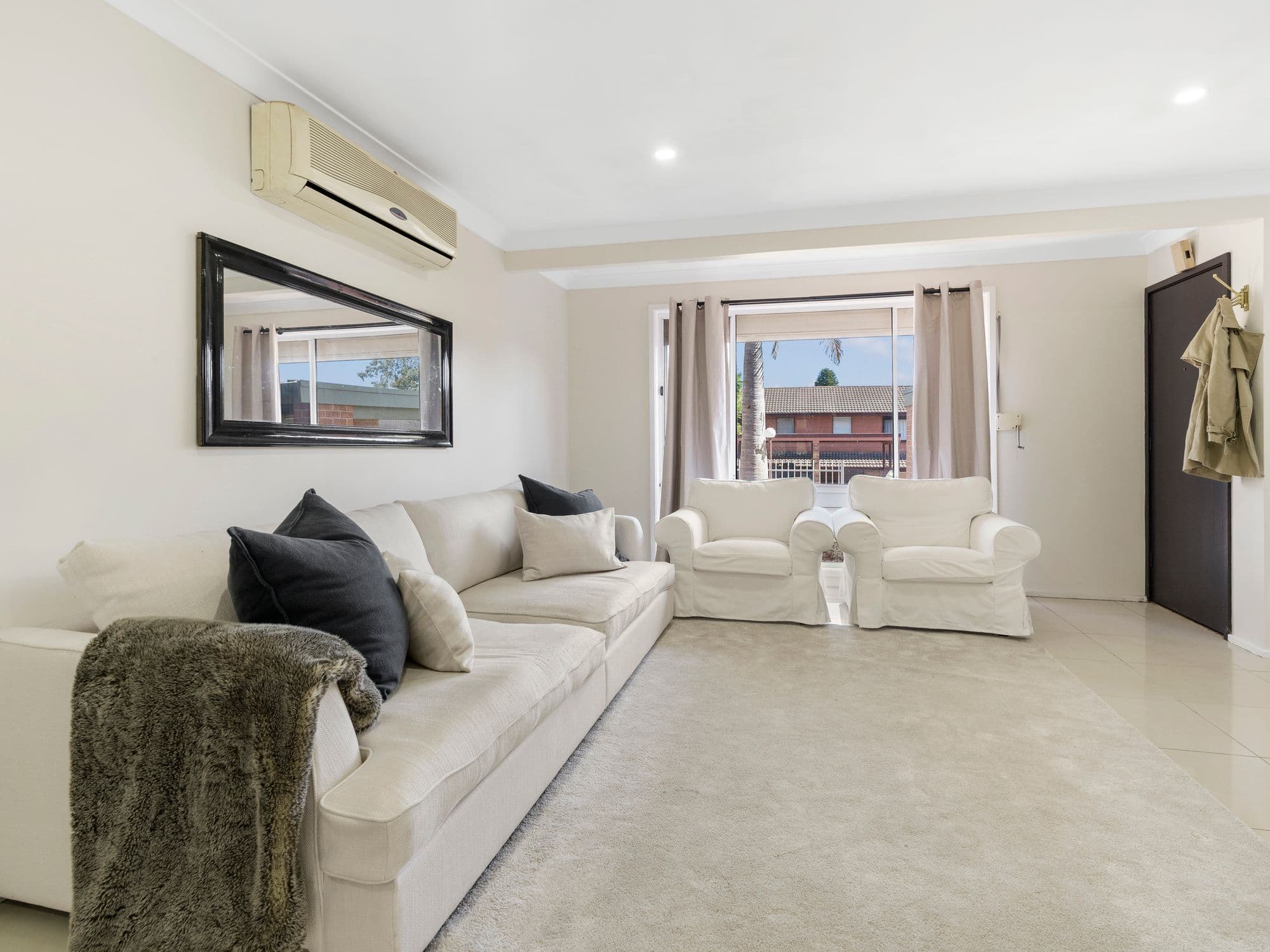 40/6 Jacquinot Place, Glenfield NSW 2167, Glenfield - Thumbnail 2