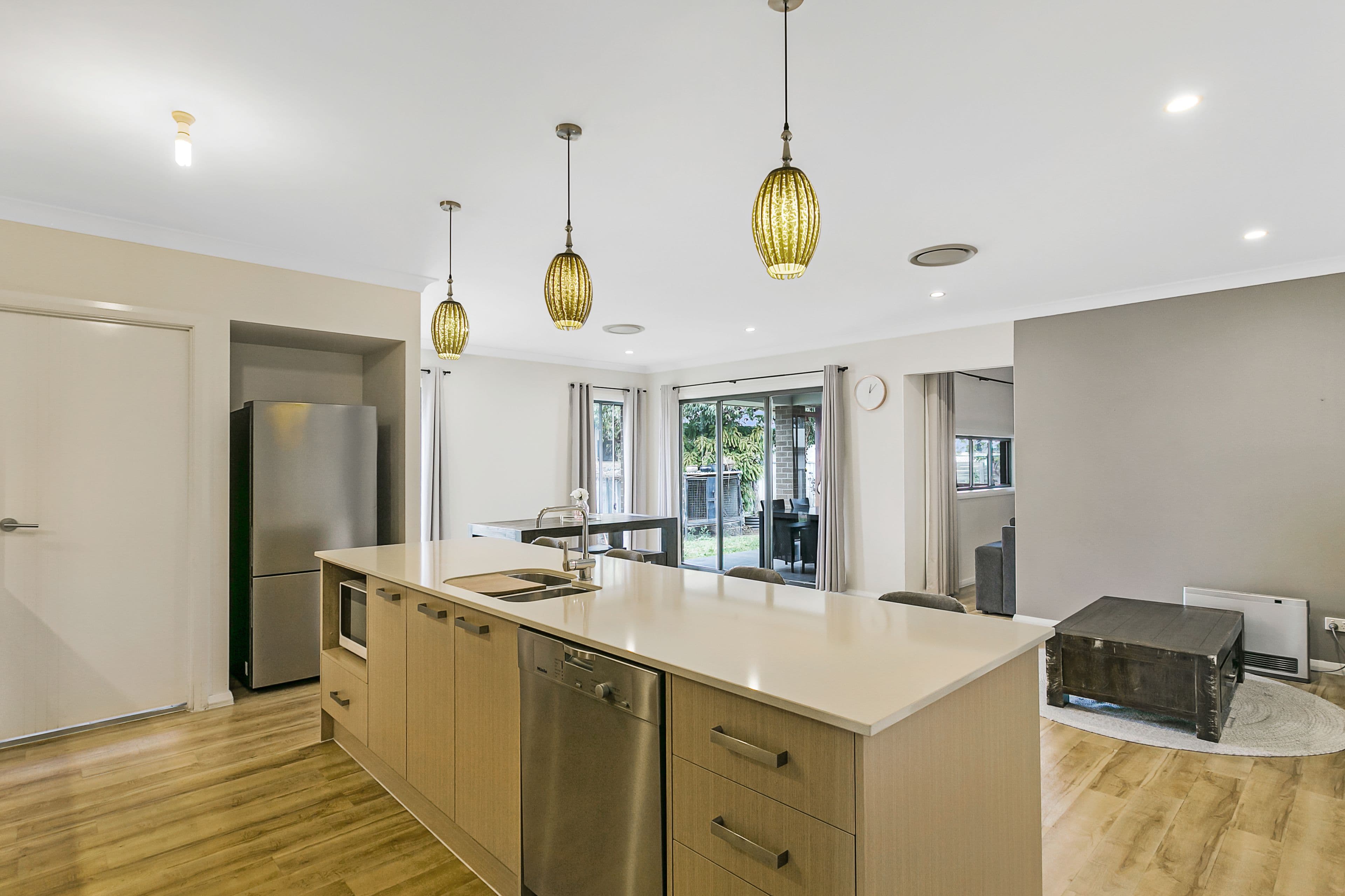 11 Mawson Close, Tamworth NSW 2340, Tamworth - Thumbnail 2