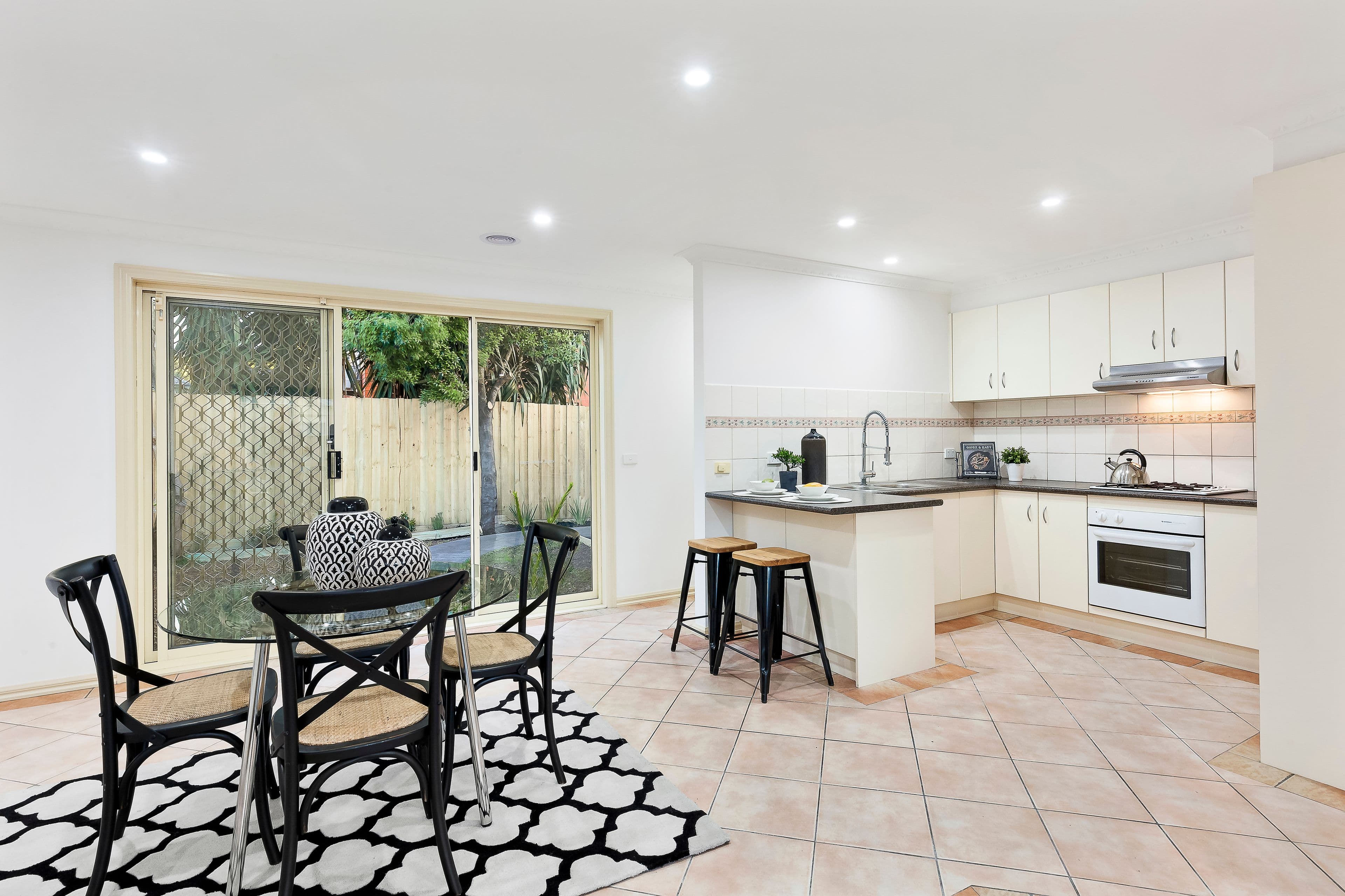 4 Bayview Avenue, Clayton VIC 3168, Clayton - Thumbnail 4
