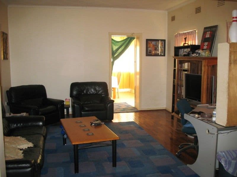 12 Howe Street, WESTMEAD NSW 2145, Westmead - Thumbnail 2