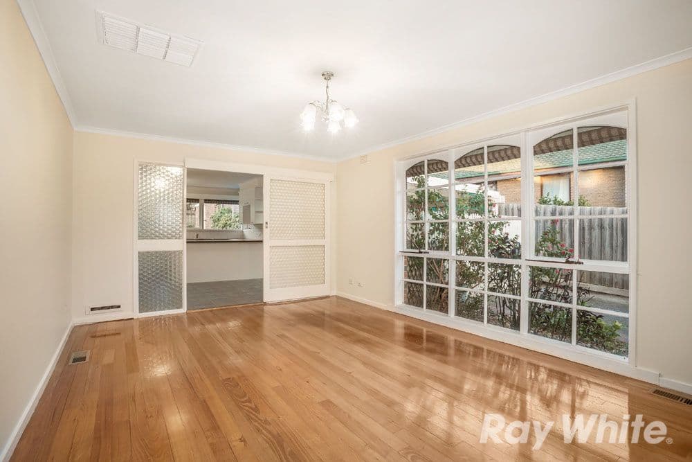40 Roycroft Avenue, Mill Park VIC 3082, Mill Park - Thumbnail 2