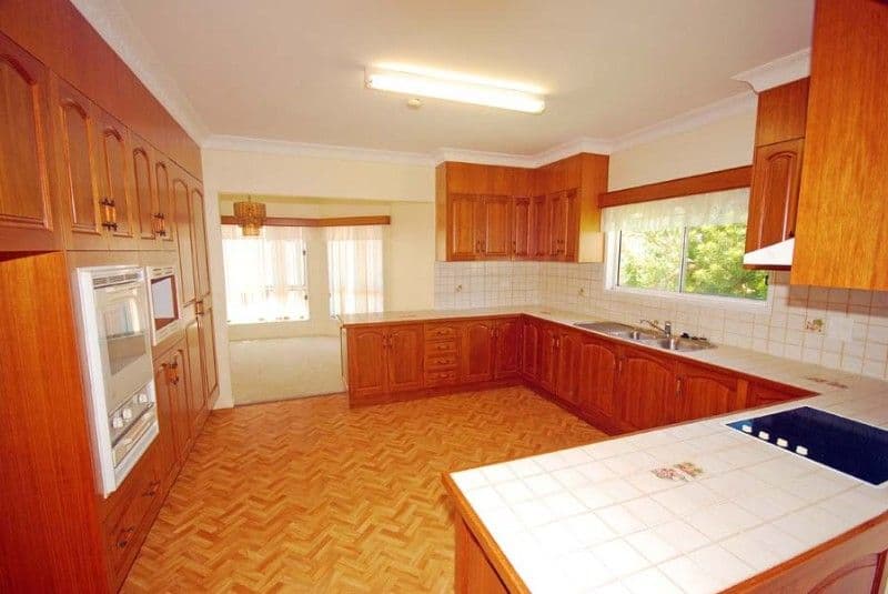 3 Brodie Court, YEPPOON QLD 4703, Yeppoon - Thumbnail 2