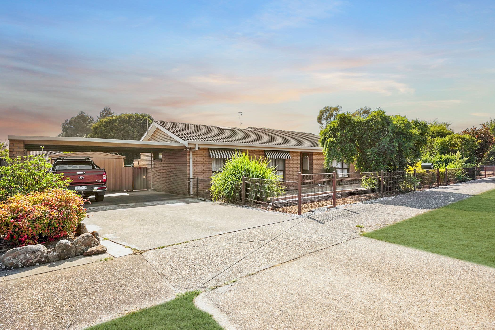 7 Kneebone Street, Ararat VIC 3377, Ararat - Thumbnail 2