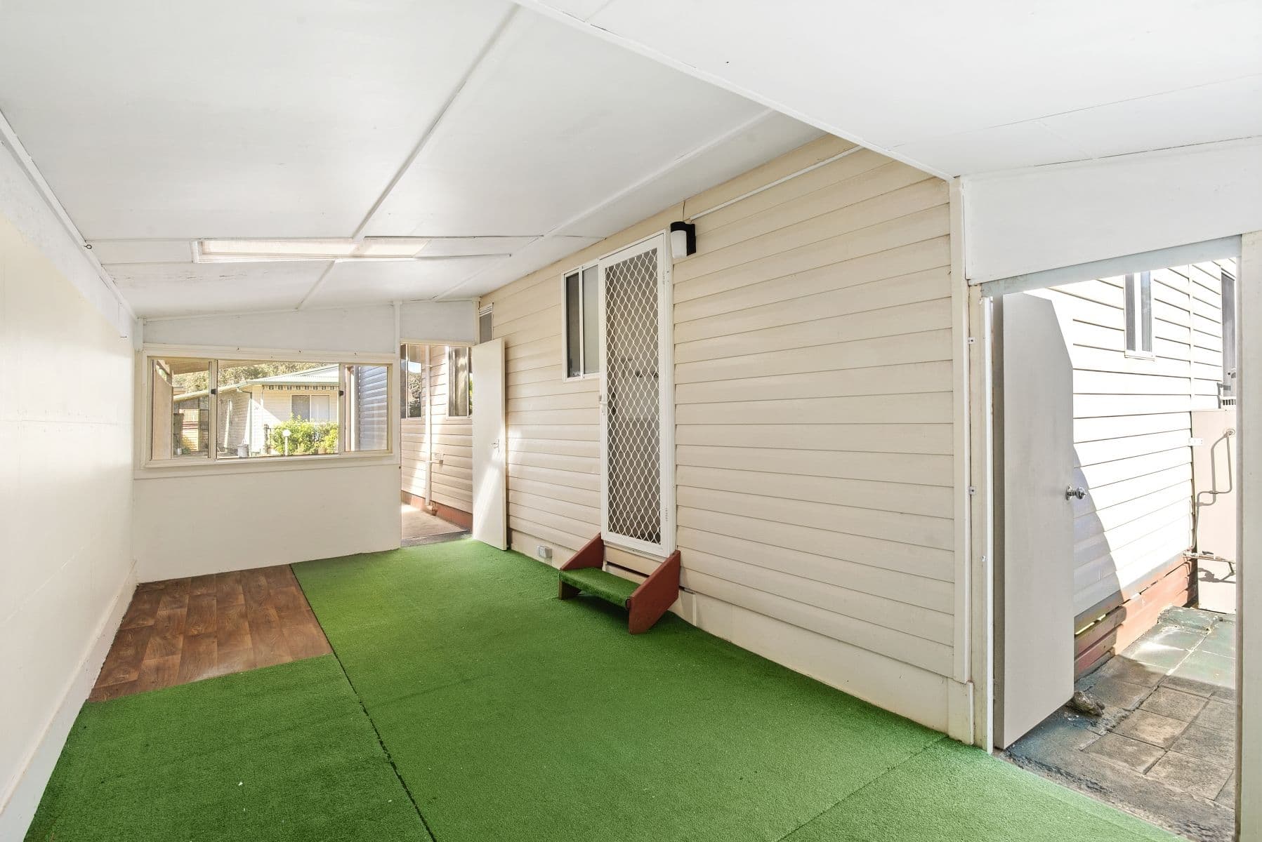 16 Arthur Phillip Drive, Kincumber NSW 2251, Kincumber - Thumbnail 6