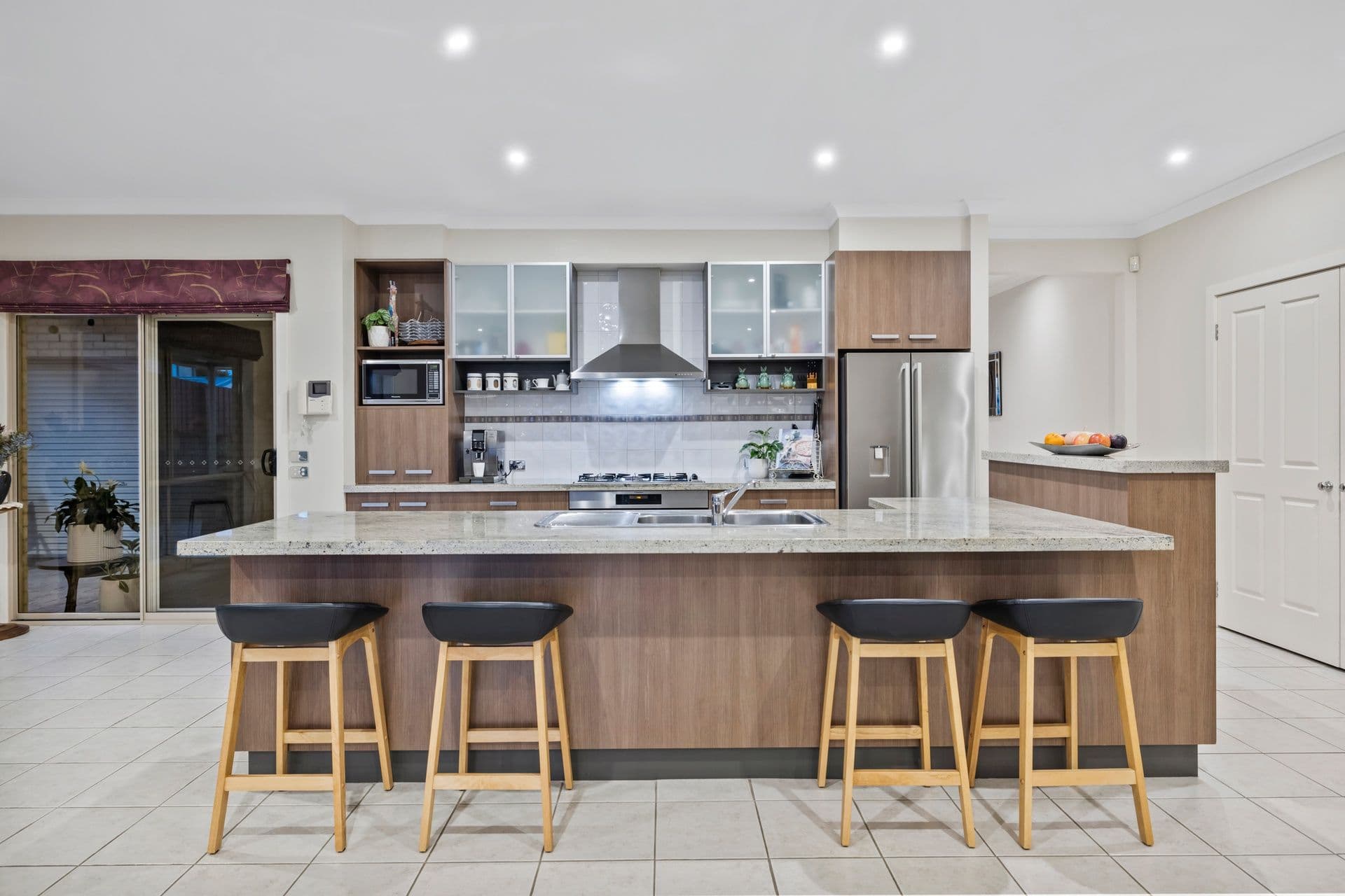 23 Ridgemont Drive, Berwick VIC 3806, Berwick - Thumbnail 4