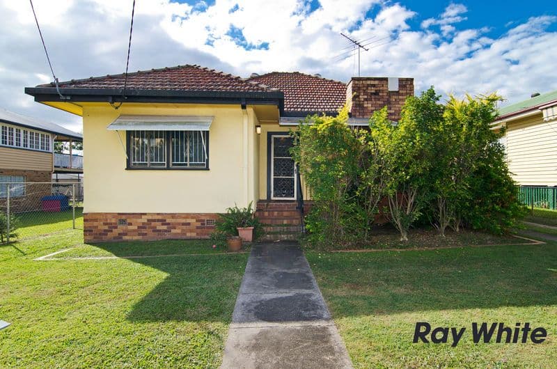 52 Seventh Avenue, KEDRON QLD 4031, Kedron - Image 1