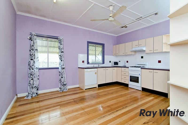 52 Seventh Avenue, KEDRON QLD 4031, Kedron - Thumbnail 3