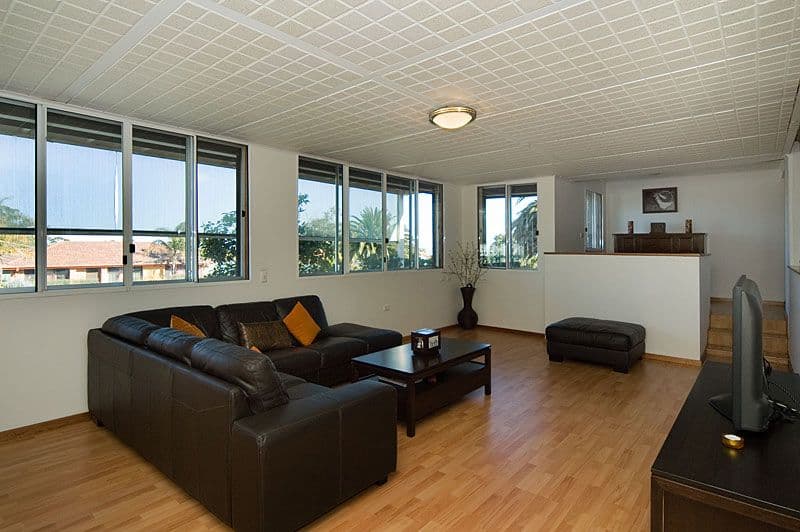 28  Gretel Crescent, HALLETT COVE SA 5158, Hallett Cove - Thumbnail 2