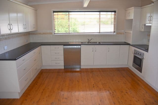 12 Kamilaroi Drive, Moree NSW 2400, Moree - Thumbnail 2