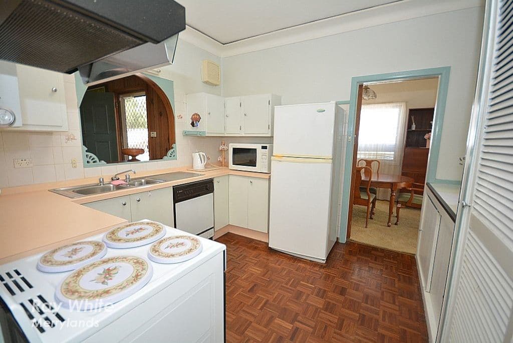 28 Woodpark Road, Guildford NSW 2161, Guildford - Thumbnail 4