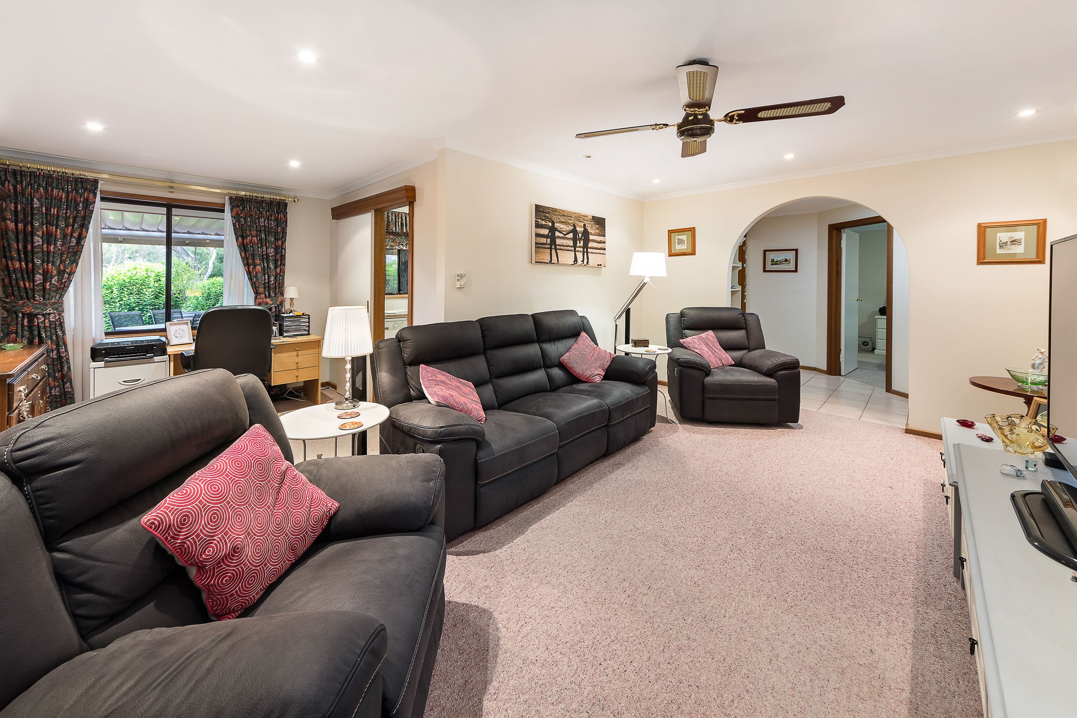 8 Plymouth Avenue, Coromandel Valley SA 5051, Coromandel Valley - Thumbnail 5