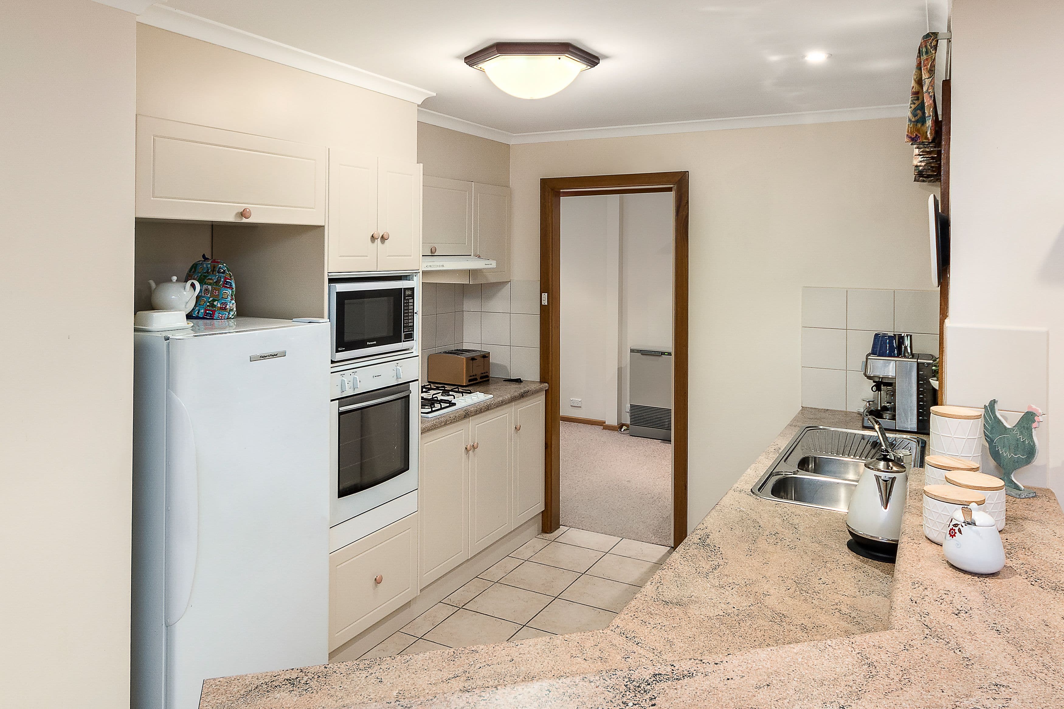8 Plymouth Avenue, Coromandel Valley SA 5051, Coromandel Valley - Thumbnail 7