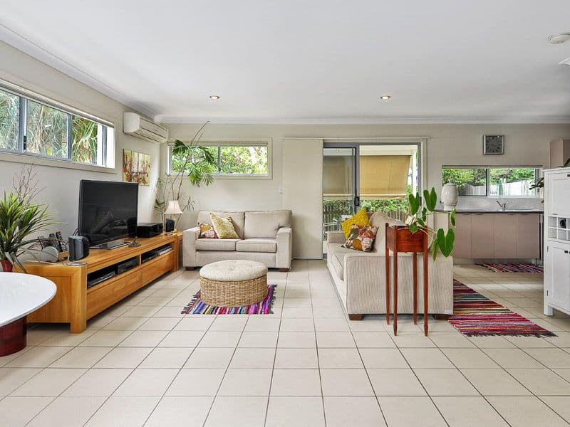 135 Grosvenor Street, MORNINGSIDE QLD 4170, Morningside - Thumbnail 5