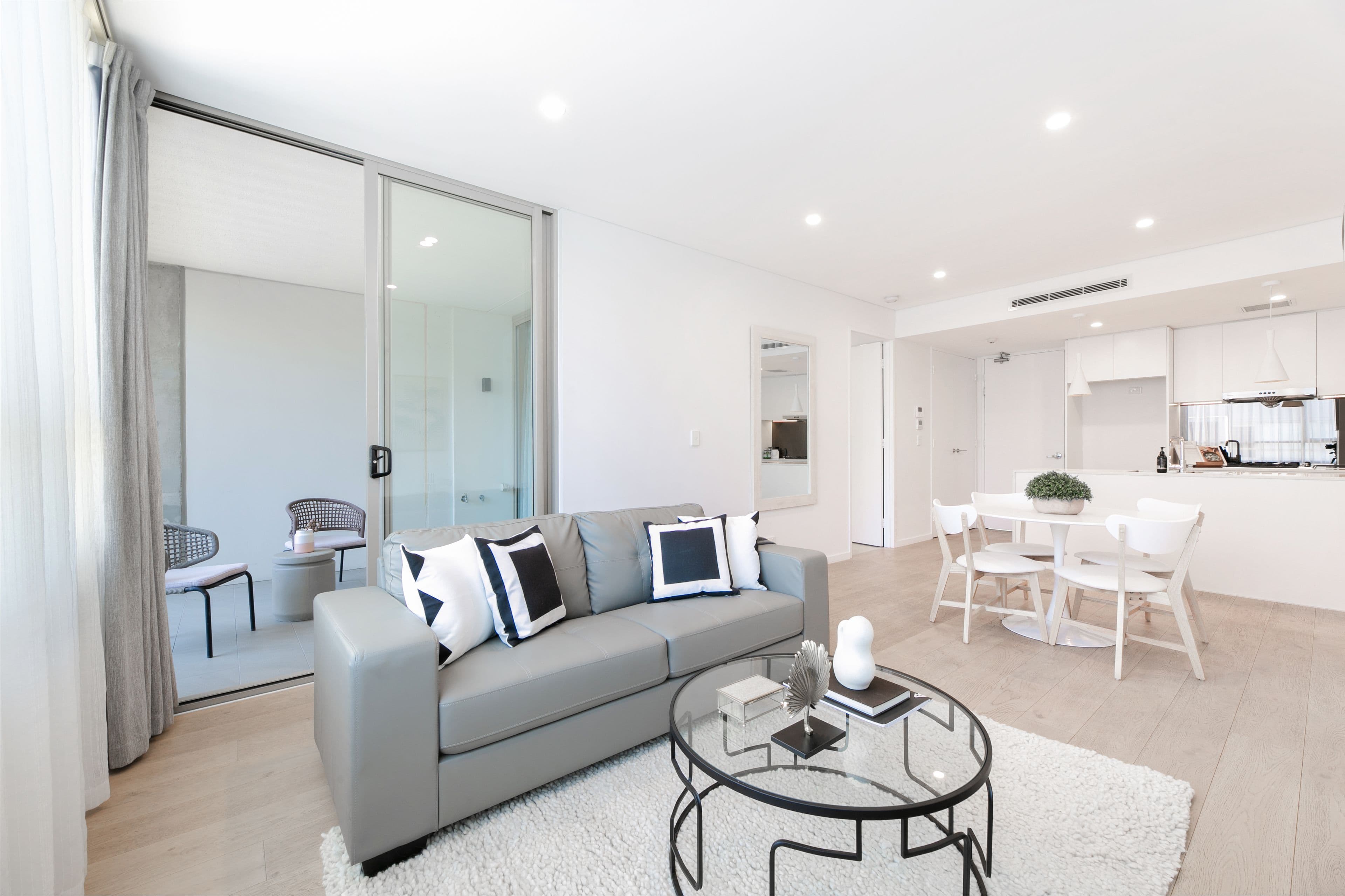 2 Mentmore Avenue, Rosebery NSW 2018, Rosebery - Thumbnail 4
