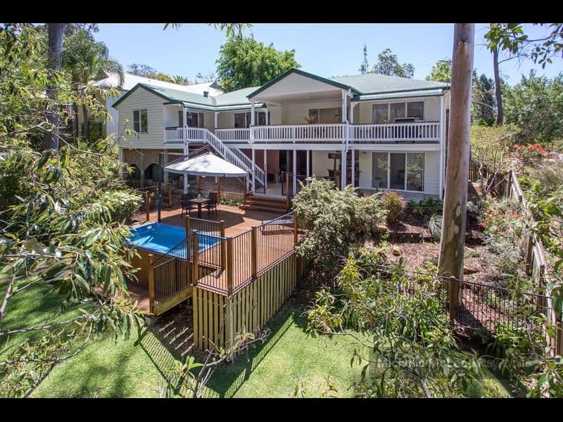 71 Maculata Drive, CHAPEL HILL QLD 4069, Chapel Hill - Image 1