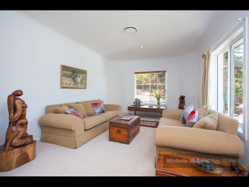 71 Maculata Drive, CHAPEL HILL QLD 4069, Chapel Hill - Thumbnail 6