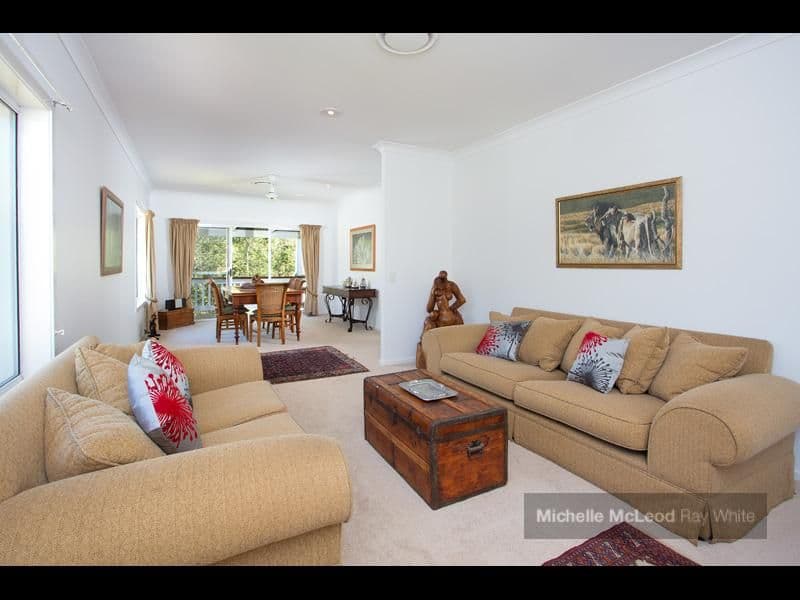 71 Maculata Drive, CHAPEL HILL QLD 4069, Chapel Hill - Thumbnail 7