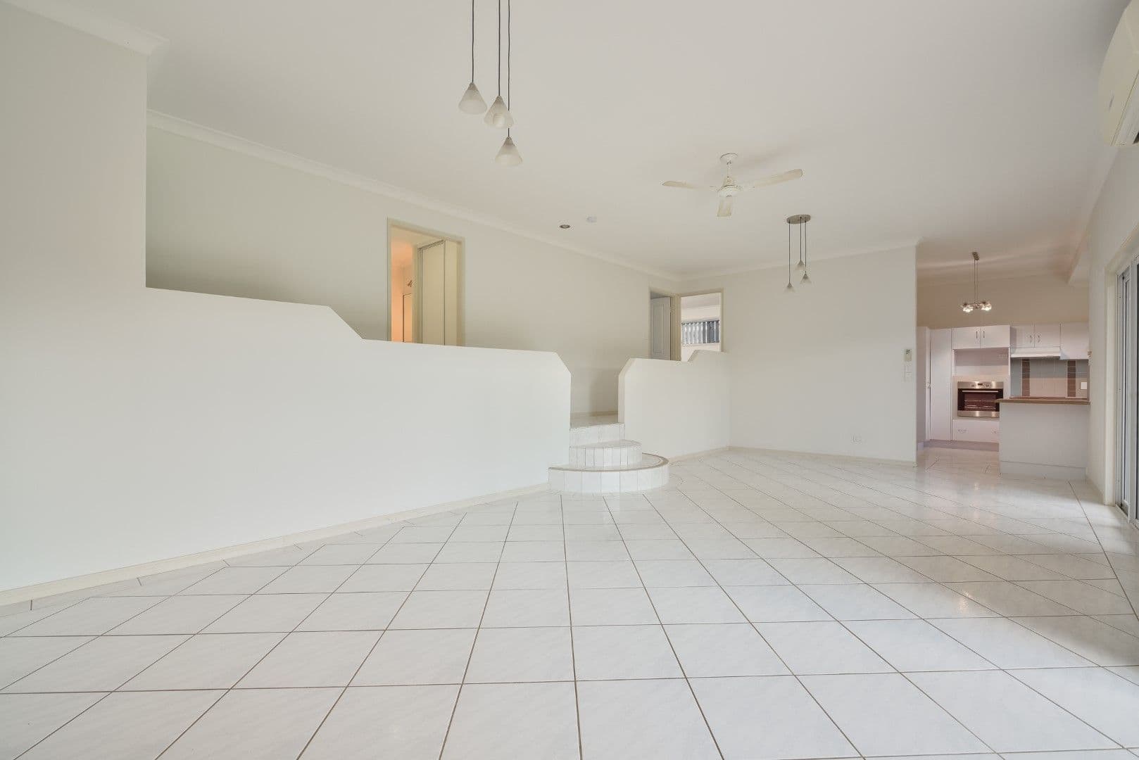 2 Rosemount Place, New Auckland QLD 4680, New Auckland - Thumbnail 7