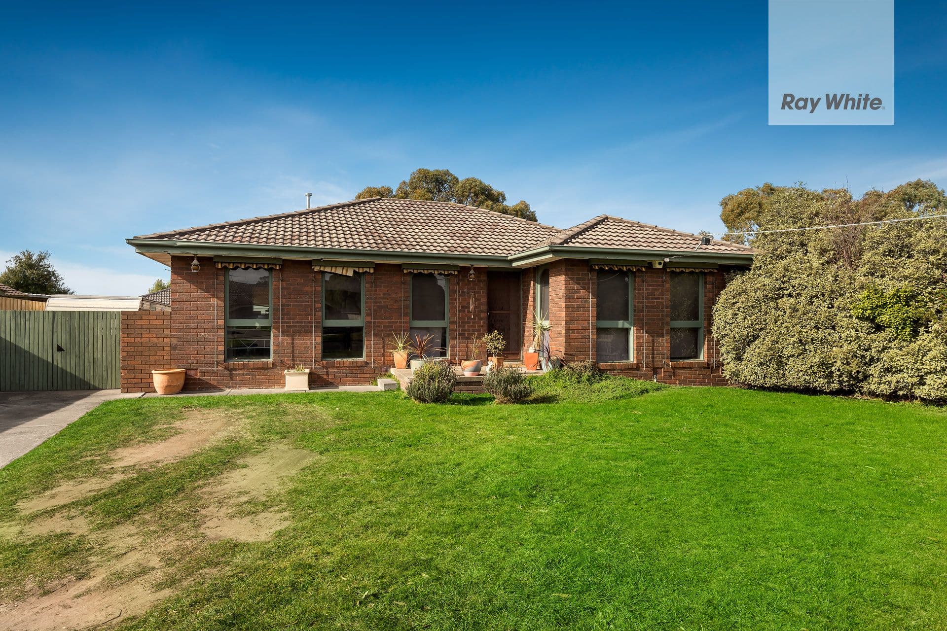 17 Deakin Street, Sunbury VIC 3429, Sunbury - Image 1