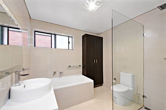 33 Lee Street, Condell Park NSW 2200, Condell Park - Thumbnail 4