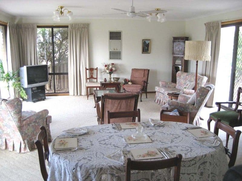 27 Tiddy Widdy Road, ARDROSSAN SA 5571, Ardrossan - Thumbnail 2
