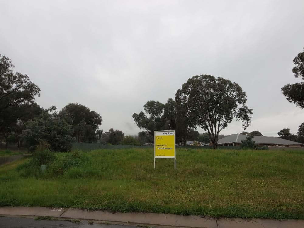 21 Chafia Place, LAVINGTON NSW 2641, Lavington - Image 1