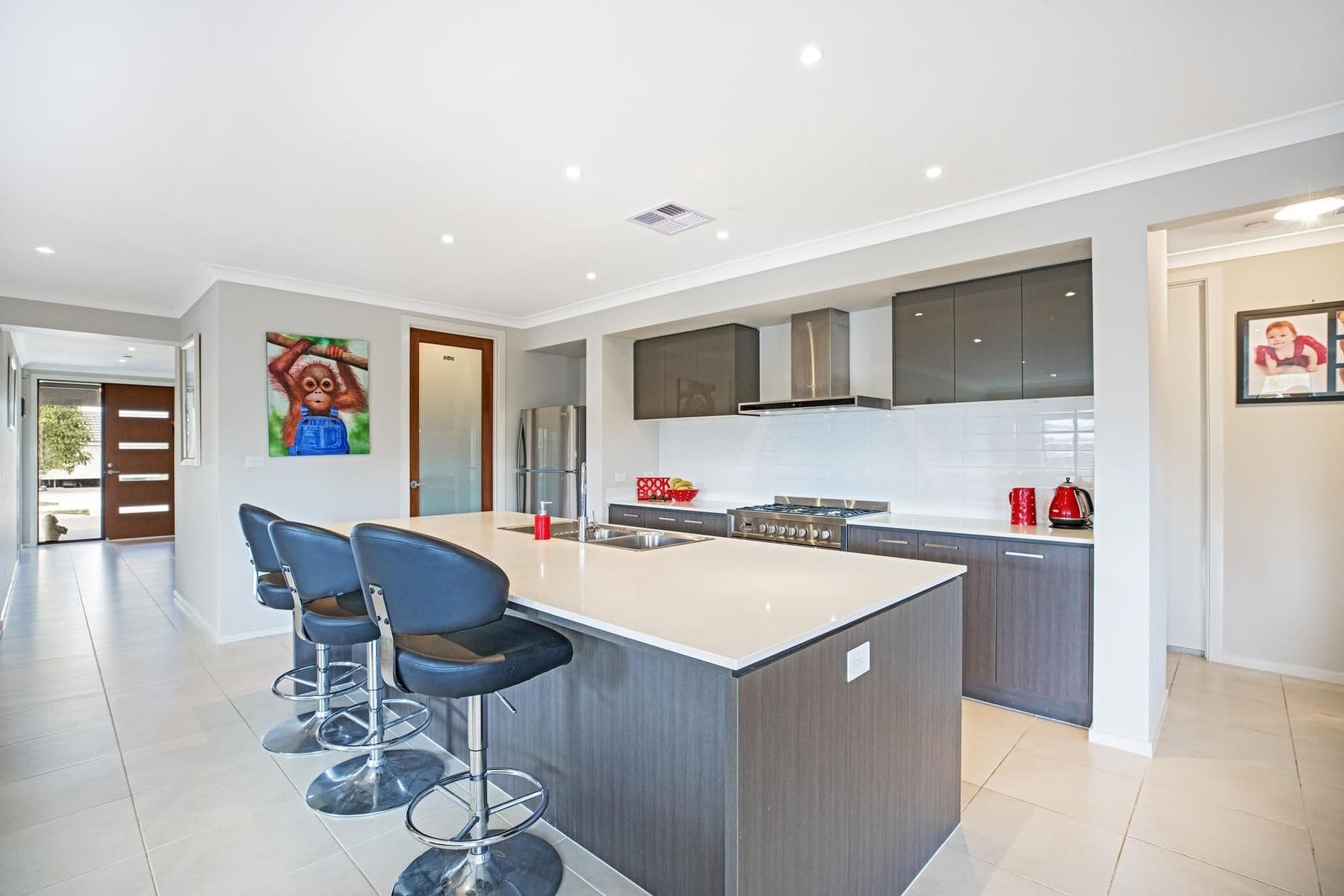 5 Illoura Way, Jordan Springs - Thumbnail 5