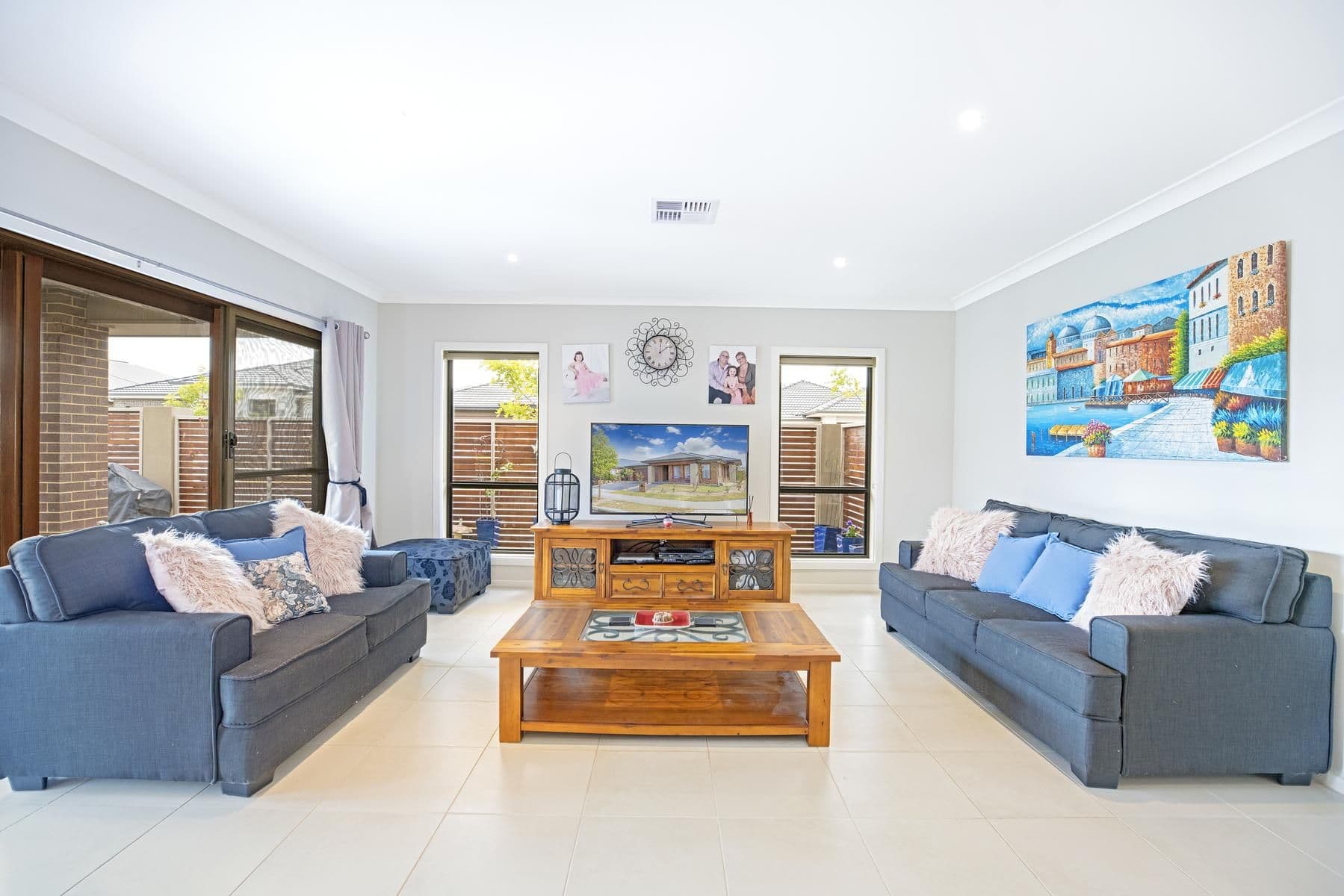 5 Illoura Way, Jordan Springs - Thumbnail 7