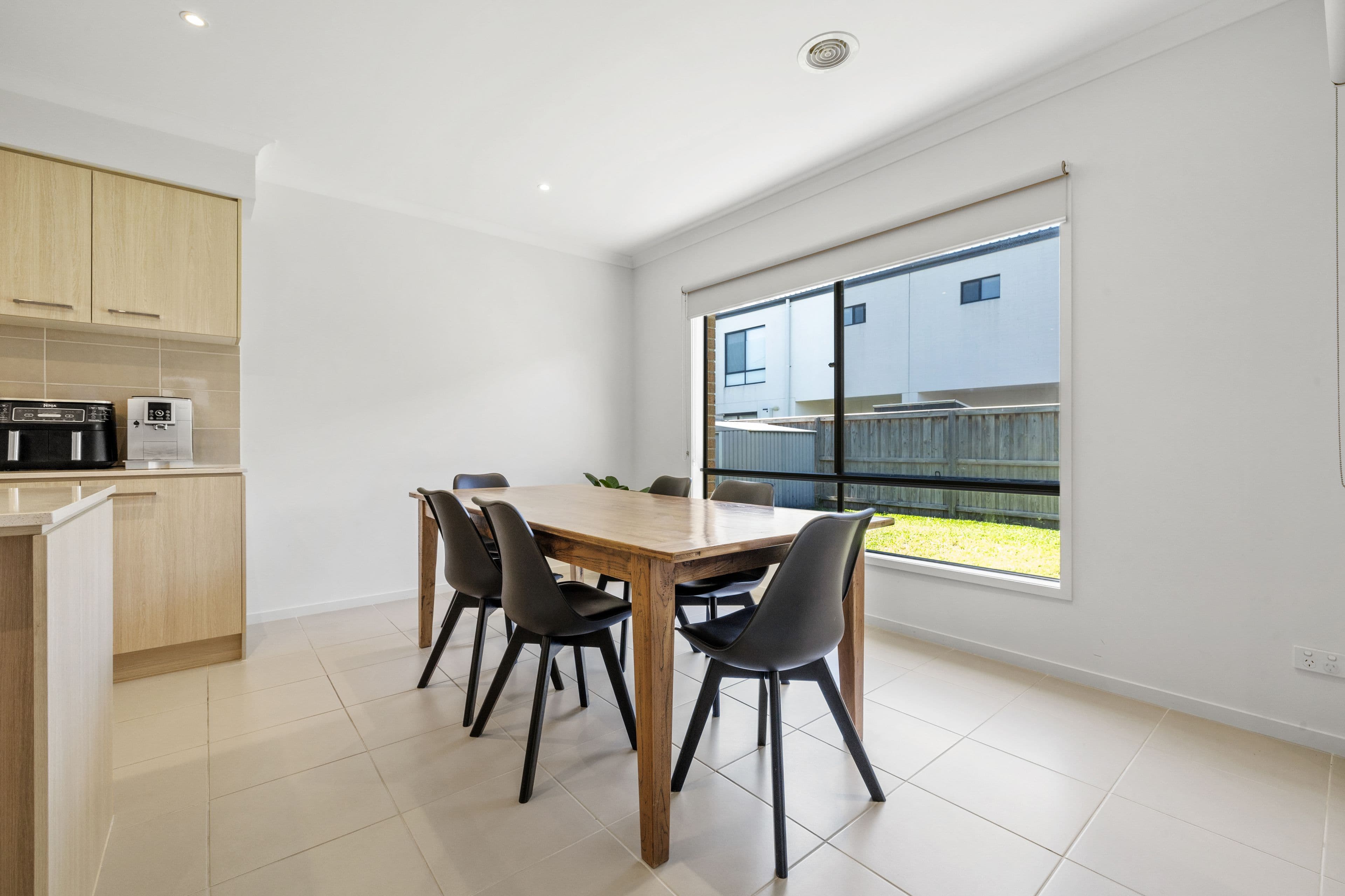 8 Perease Road, Wollert VIC 3750, Wollert - Thumbnail 4