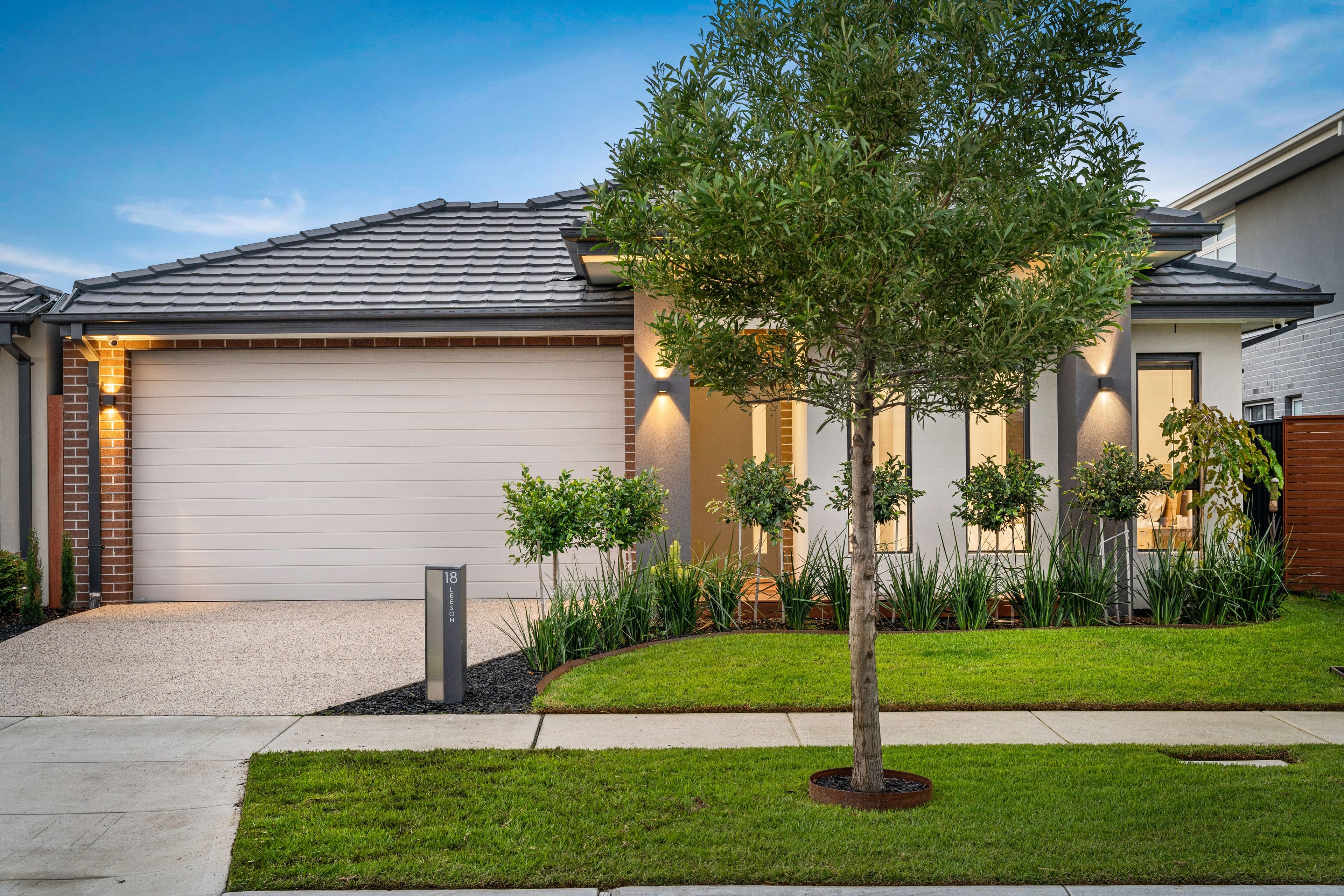 18 Leeson Street, Officer South VIC 3809, Officer South - Thumbnail 2