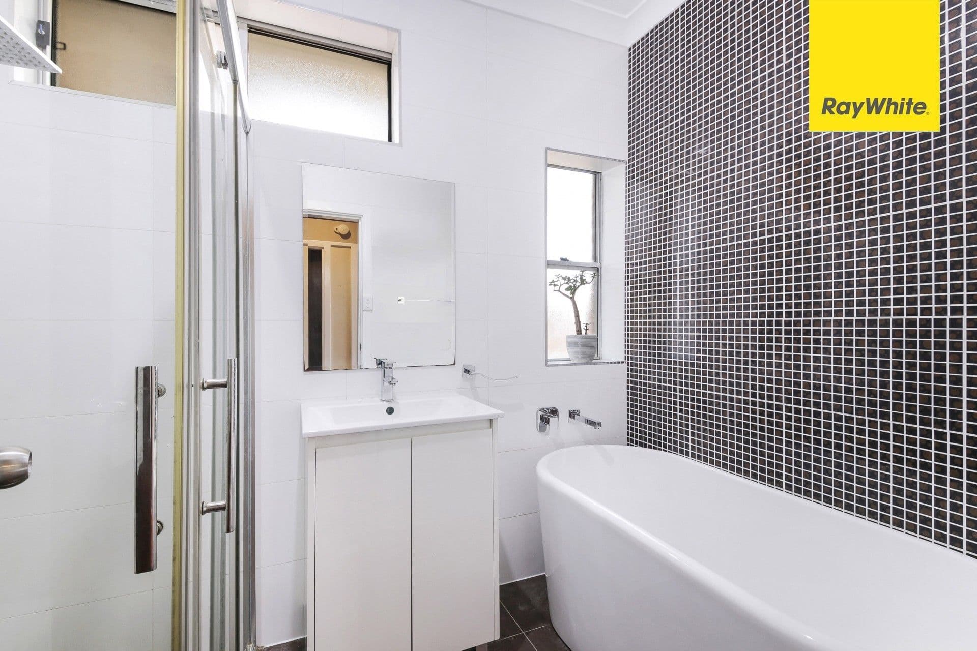 49 Hannans Road, Riverwood NSW 2210, Riverwood - Thumbnail 6