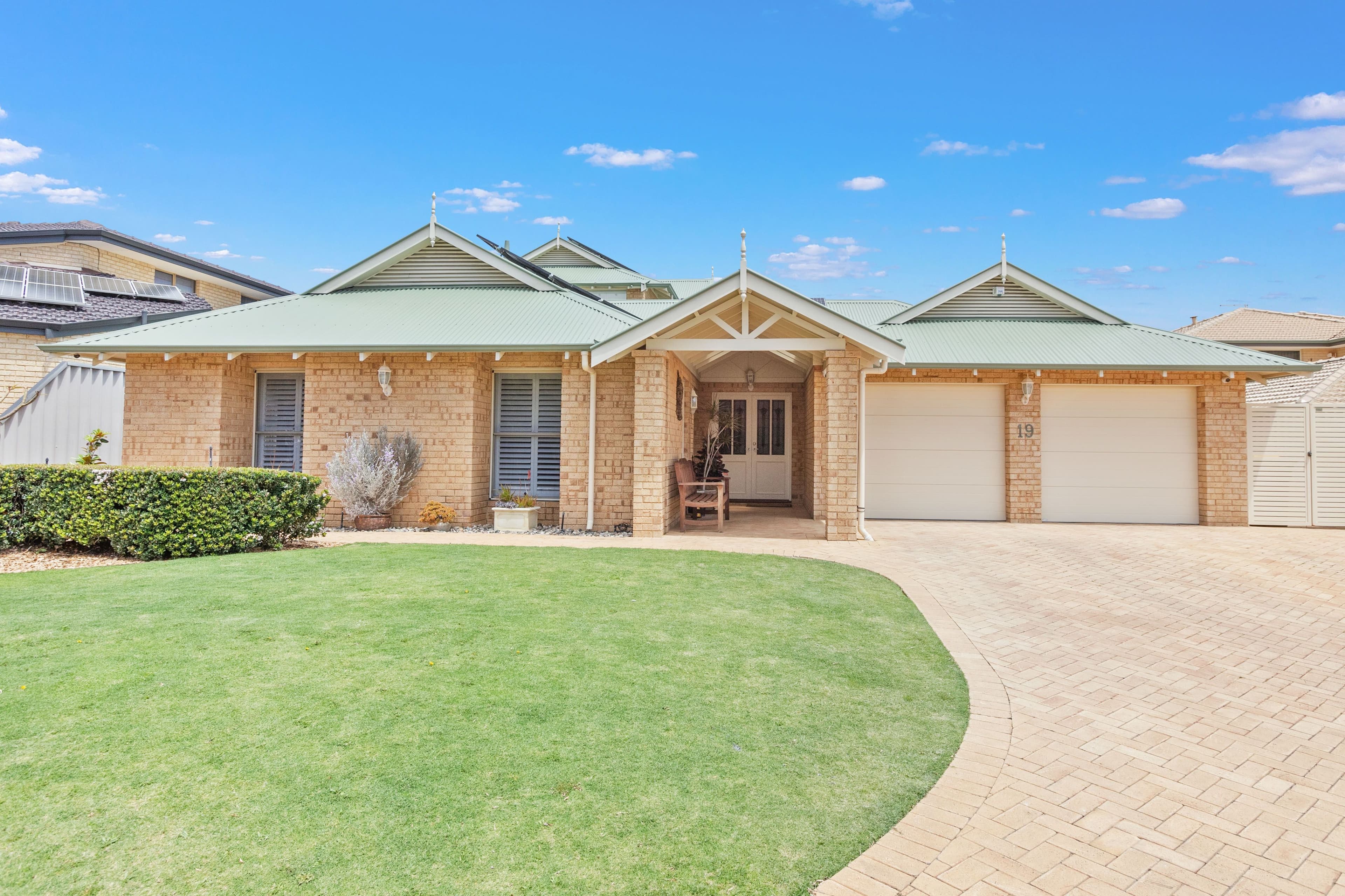 19 Cervantes Place, Sorrento WA 6020, Sorrento - Thumbnail 3