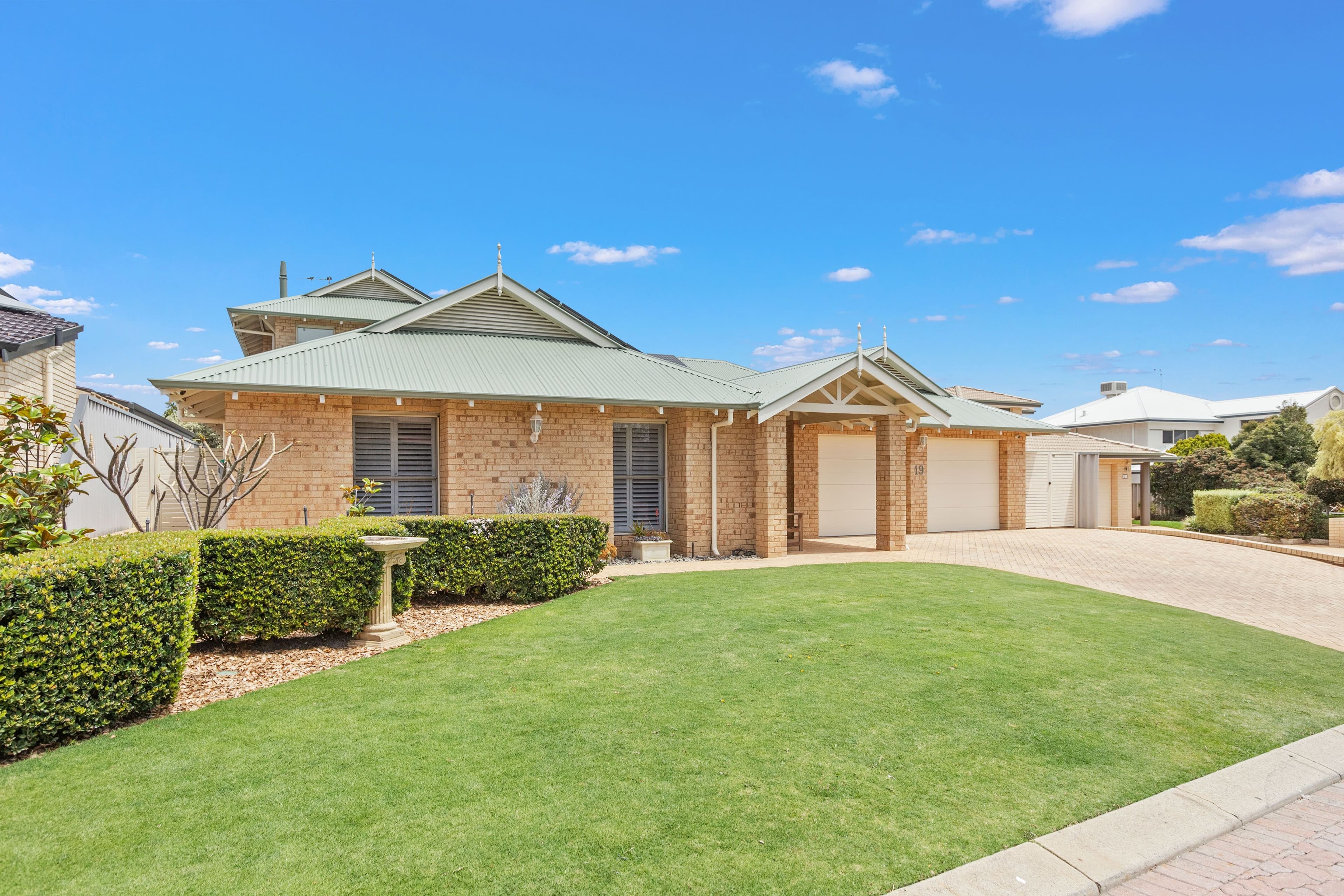 19 Cervantes Place, Sorrento WA 6020, Sorrento - Thumbnail 4