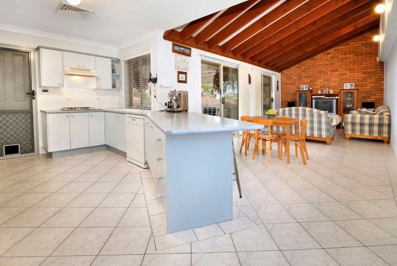 12 Catton Place, MENAI NSW 2234, Ballina - Thumbnail 2