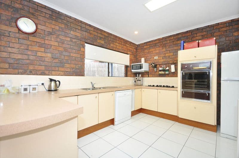 62 Twynam Street, BELMONT QLD 4153, Belmont - Thumbnail 5