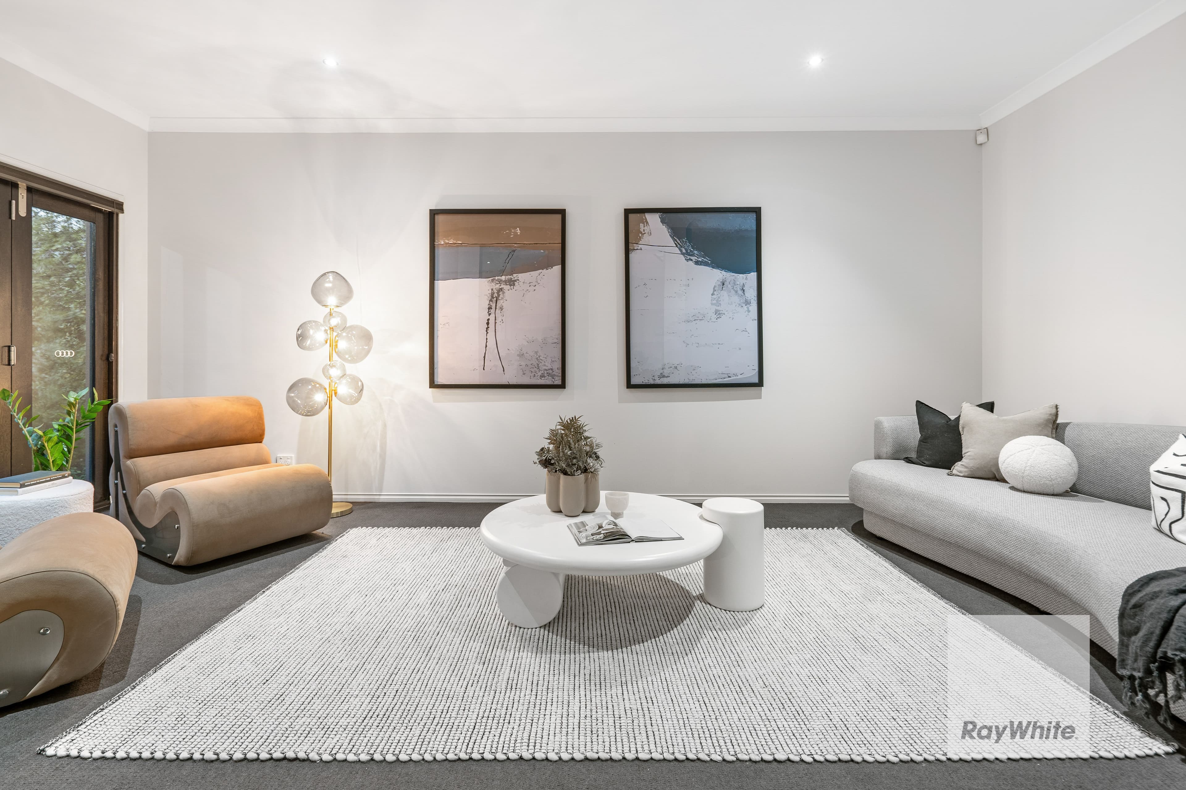 33 Hardwick Crescent, DERRIMUT VIC 3026, Derrimut - Thumbnail 2