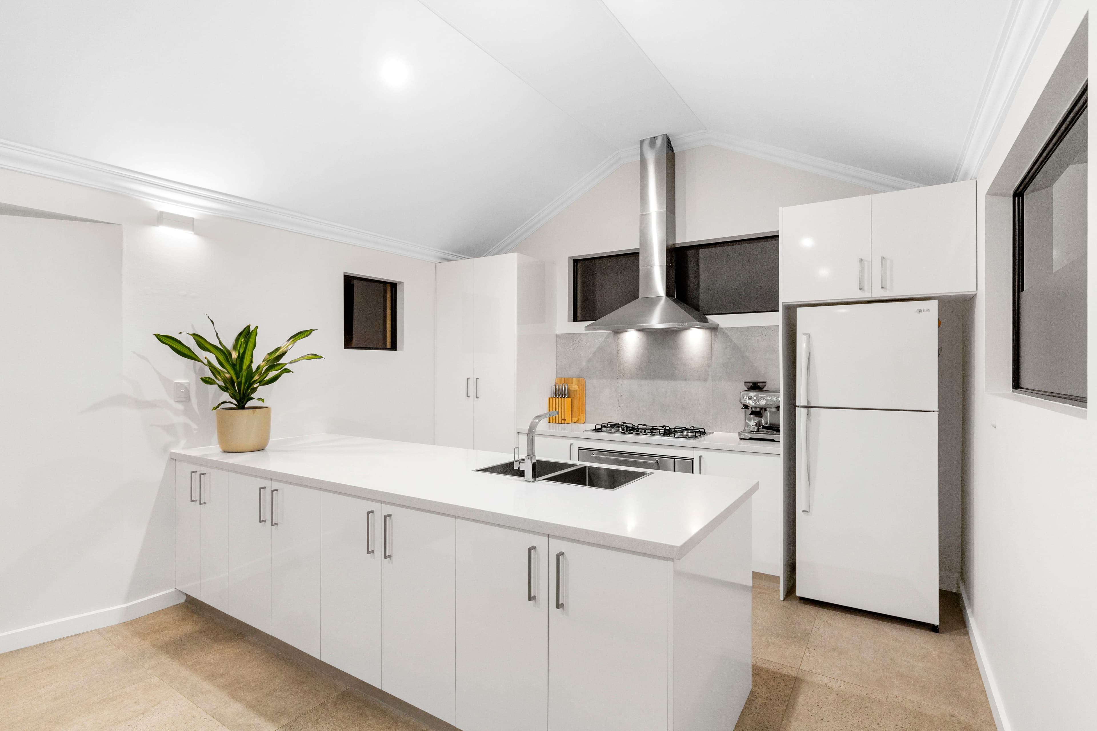 268C West Coast Highway, Scarborough WA 6019, Scarborough - Thumbnail 4