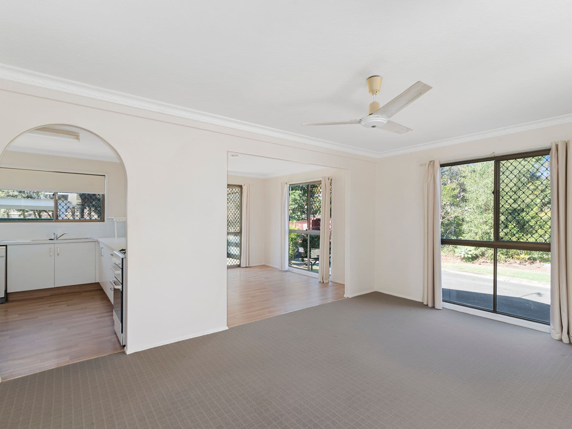 325 Reedy Creek Road, Burleigh Waters QLD 4220, Burleigh Waters - Thumbnail 3