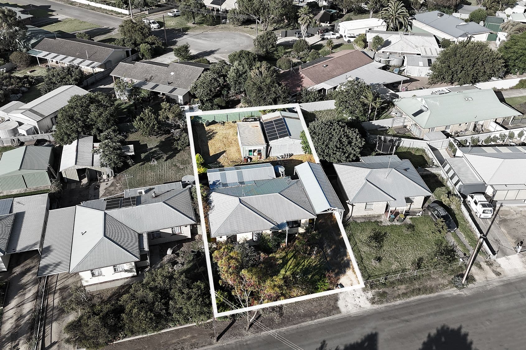 14 Dunbarton Road, Strathalbyn SA 5255, Strathalbyn - Thumbnail 2
