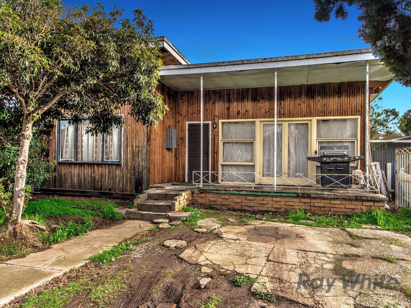 45 Errington Road, St Albans VIC 3021, St Albans - Image 1