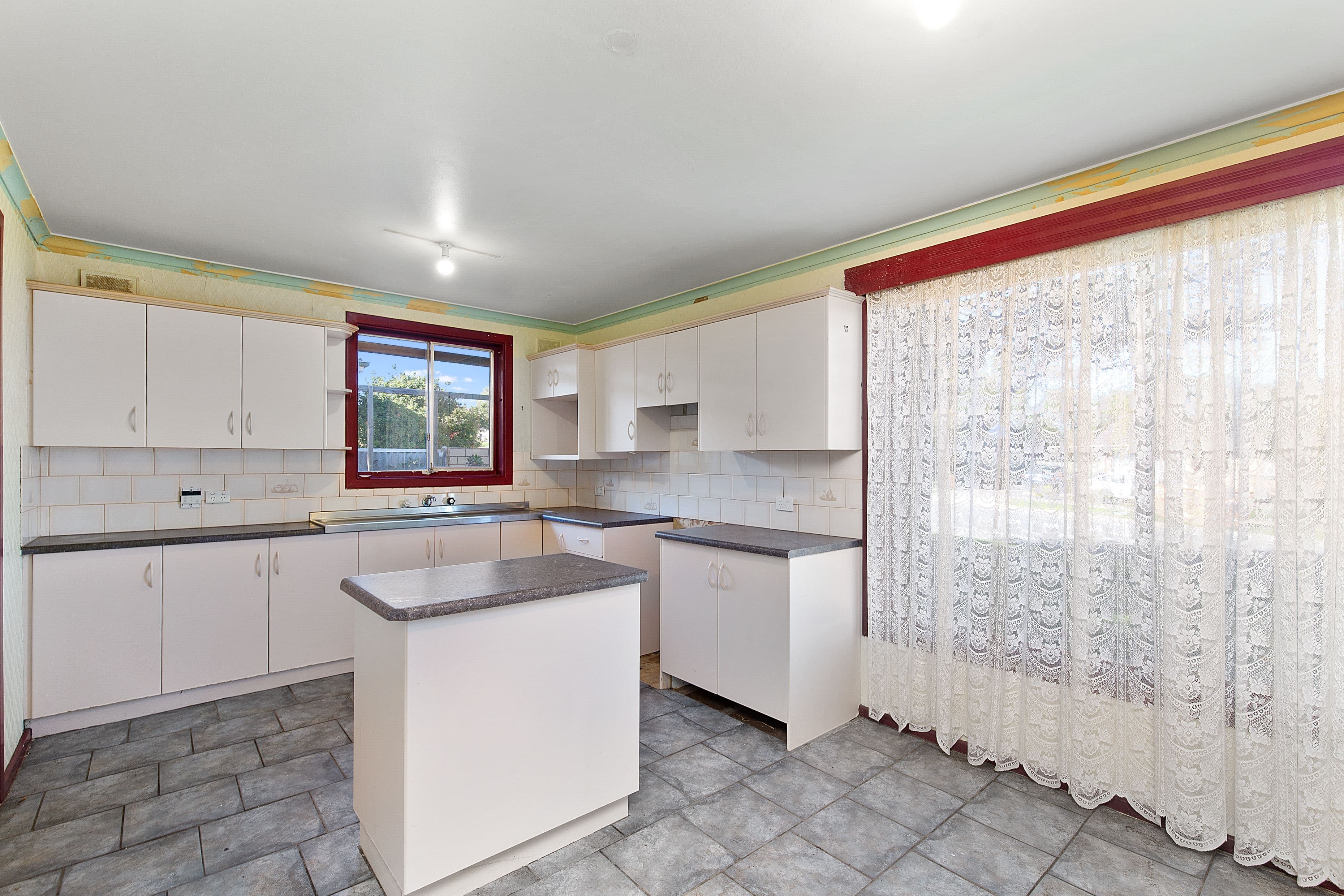 15 Columba Street, Morphett Vale SA 5162, Morphett Vale - Thumbnail 3