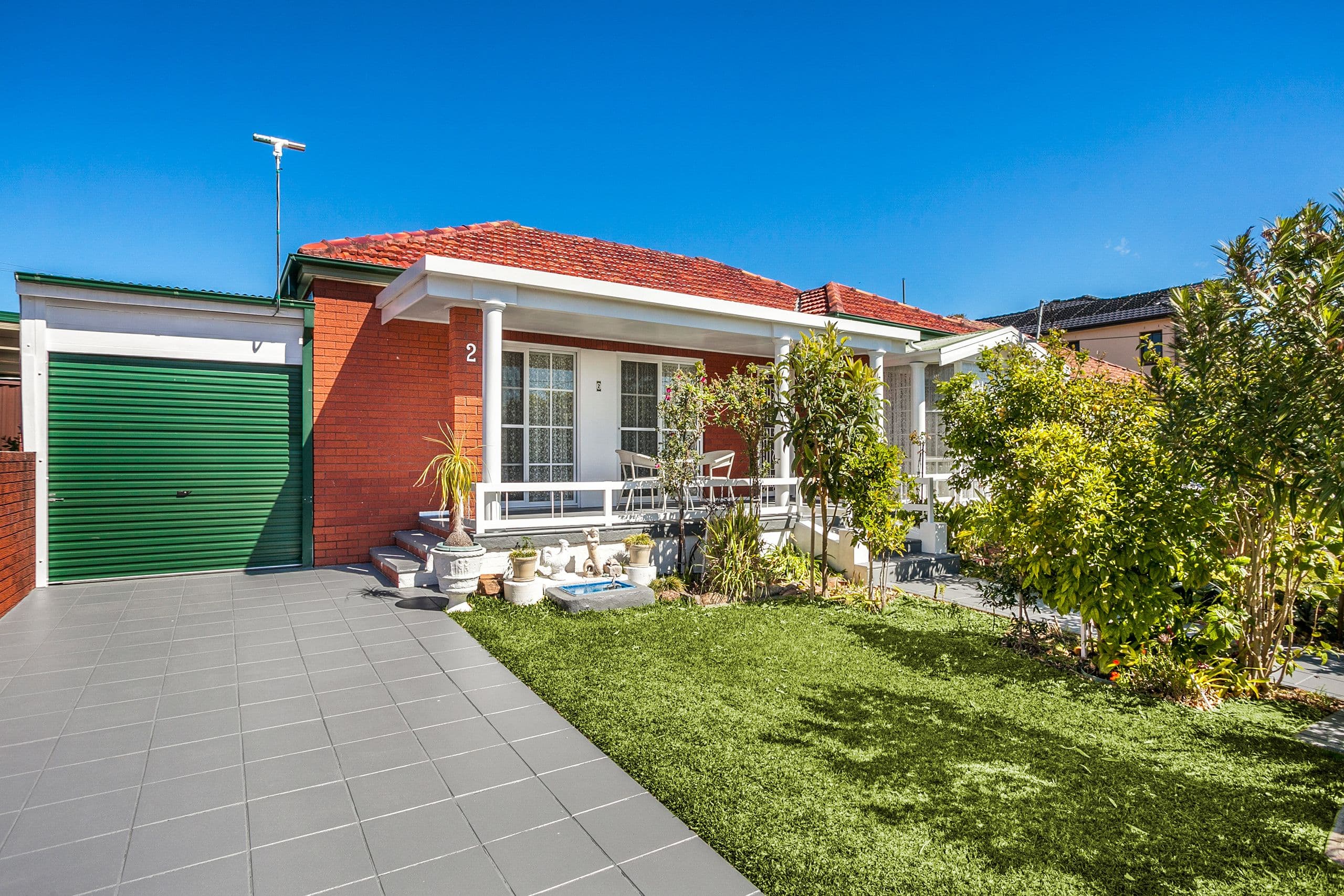 2 Lynwen Crescent, Banksia - Image 1