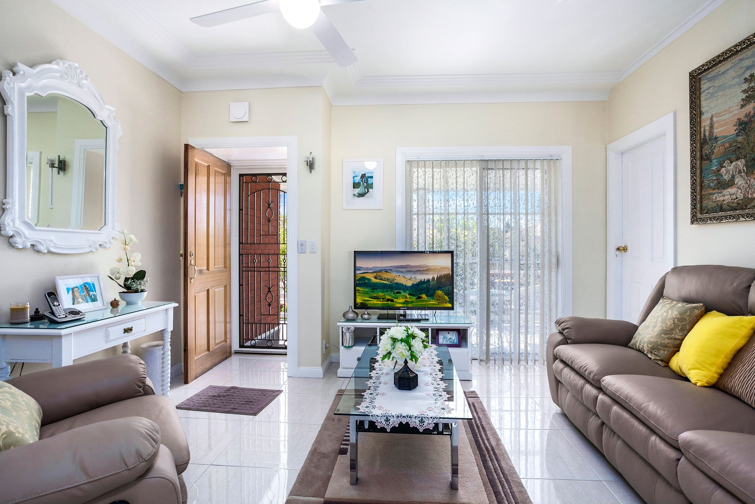 2 Lynwen Crescent, Banksia - Thumbnail 3