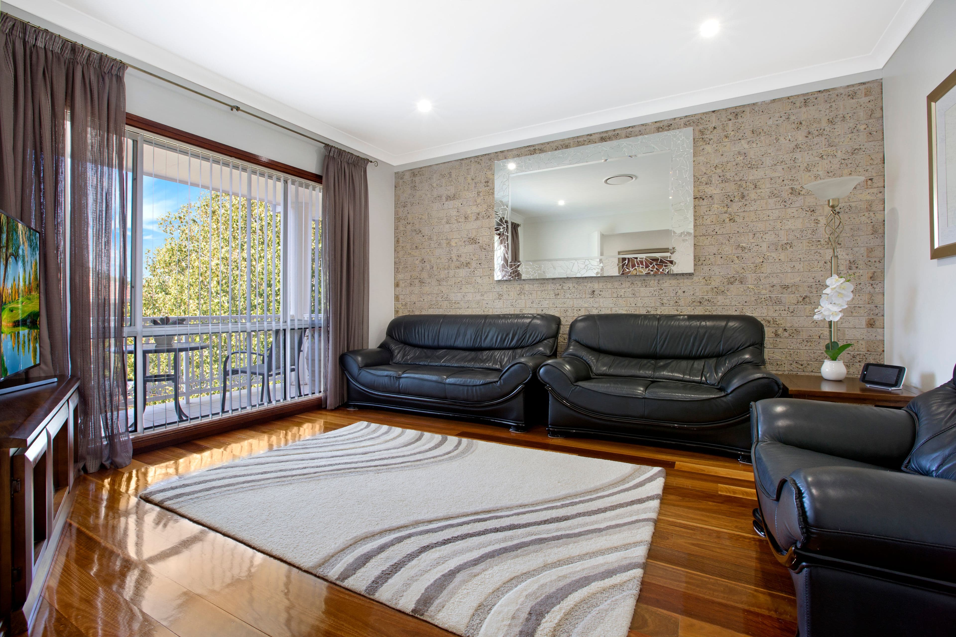 12 Gannet Avenue, Berkeley - Thumbnail 3