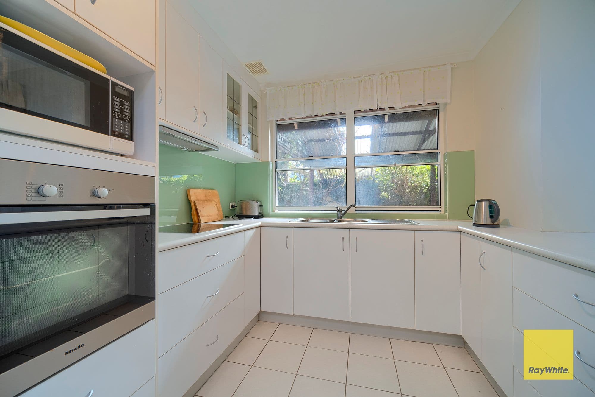 33 Garden Street, Middleton Beach WA 6330, Middleton Beach - Thumbnail 8