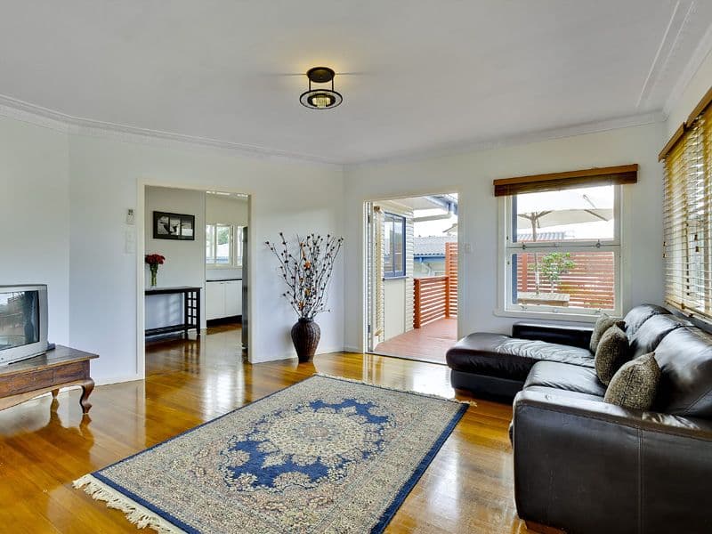 38 Illowra Street, THE GAP QLD 4061, The Gap - Thumbnail 2